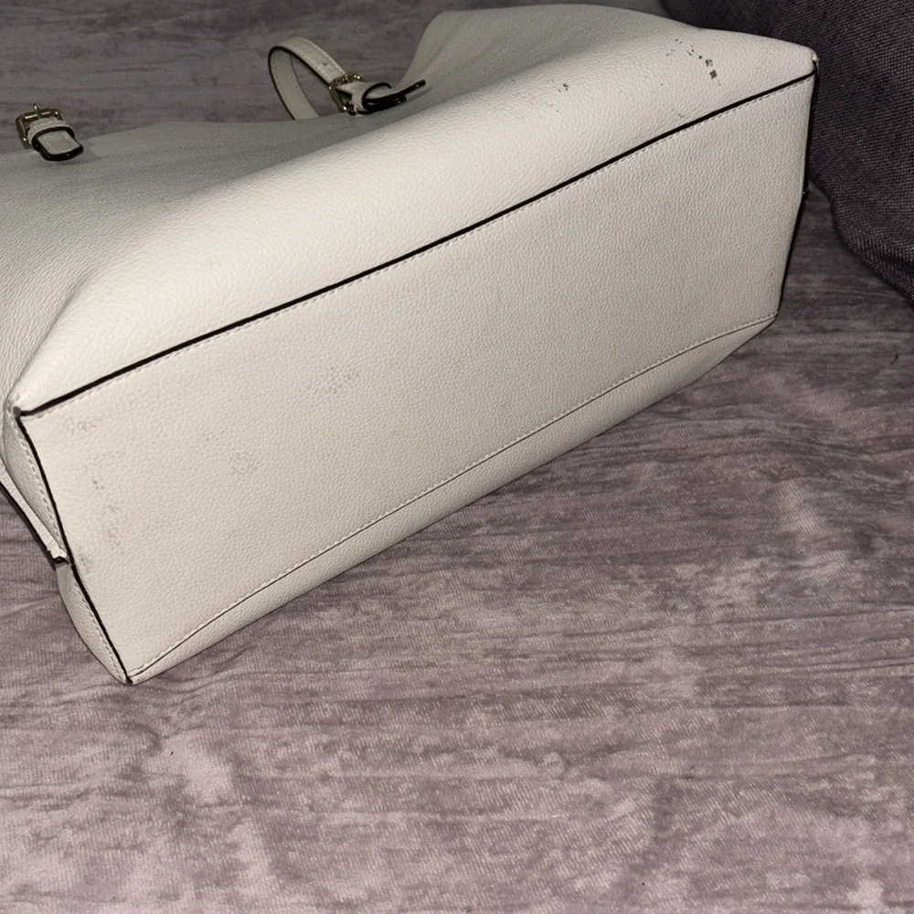 Coach | cream color tote ( purse) - Picture 6 of 10